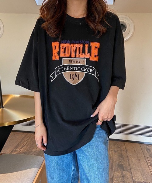 BASQUE magenta（バスクマゼンタ）の「REDVILLE LOGO CREW NECK T-SHIRTS /ビッグシルエット カレッジロゴ 半袖Tシャツ（Tシャツ/カットソー・レディース・ホワイト/グリーン/ブラック・FREE）」の22枚目の写真
