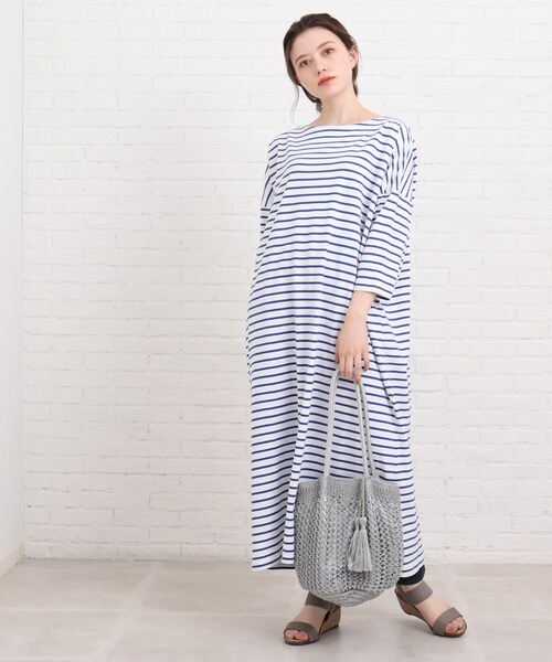 SHOO・LA・RUE(シューラルー)の「◆ビッグシルエットロングワンピース(ワンピース・レディース・ホワイト系その他3/グリーン系その他4/ブルー系2/ブラック・00)」の1枚目の写真