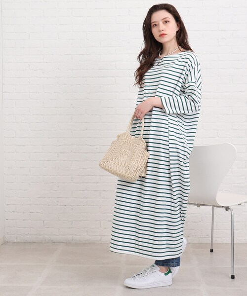 SHOO・LA・RUE(シューラルー)の「◆ビッグシルエットロングワンピース(ワンピース・レディース・ホワイト系その他3/グリーン系その他4/ブルー系2/ブラック・00)」の4枚目の写真