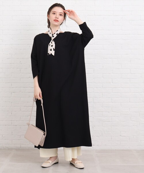 SHOO・LA・RUE(シューラルー)の「◆ビッグシルエットロングワンピース(ワンピース・レディース・ホワイト系その他3/グリーン系その他4/ブルー系2/ブラック・00)」の12枚目の写真
