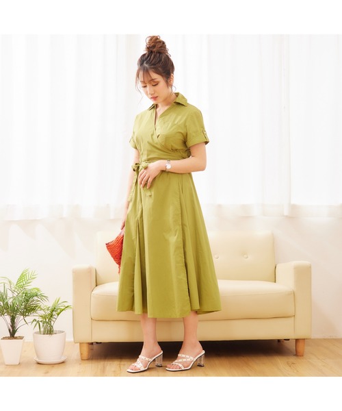 chumchum(チャムチャム)の「スクエアスタッズクリアヒールサンダル(サンダル・レディース・ブラック/ホワイト/ベージュ・S/M/L/LL)」の2枚目の写真