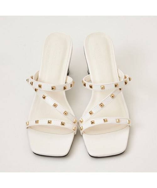 chumchum(チャムチャム)の「スクエアスタッズクリアヒールサンダル(サンダル・レディース・ブラック/ホワイト/ベージュ・S/M/L/LL)」の7枚目の写真