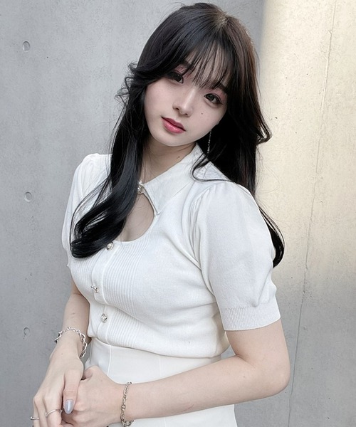 titty＆Co. PETIT by poyo（ティティーアンドコープティバイポヨ）の「【titty&Co.PETIT by POYO】デコルテオープンニットトップス（ニット/セーター・レディース・ホワイト/ブラック・FREE）」の5枚目の写真