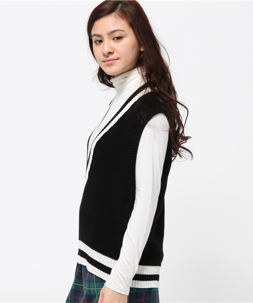 CIAOPANIC（チャオパニック）の「【Ciaopanic】深Vチルデンベスト（ニット/セーター・レディース・オフホワイト/ブラック・FREE）」の6枚目の写真