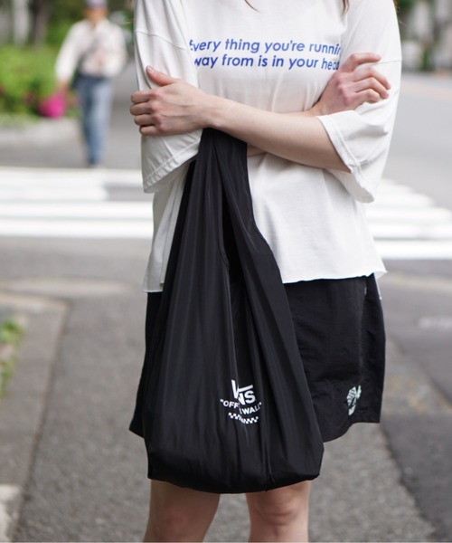 VANS（バンズ）の「VANS/ヴァンズ SHOPPER BAG ショッパーバッグ（エコバッグ/サブバッグ・メンズ・ブラック/ブラック×ホワイト・FREE）」の8枚目の写真