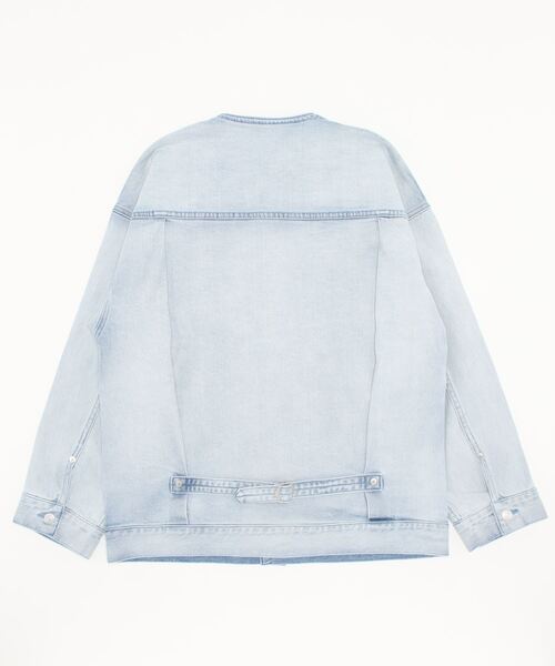 ROPE'（ロペ）の「クルーネックオーバーデニムジャケット（デニムジャケット・レディース・ホワイト/ブルー系その他5・38）」の3枚目の写真