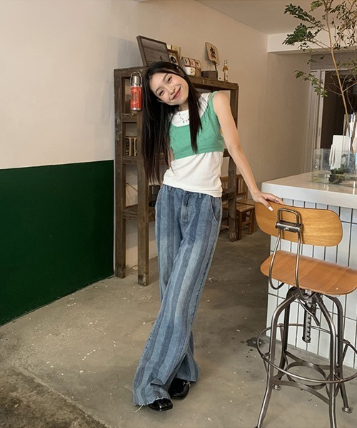 Ressaca(レサーカ)の「ストライプルーズストレートハイウエストデニムパンツ(デニムパンツ・レディース・ブルー・S/M/L)」の21枚目の写真