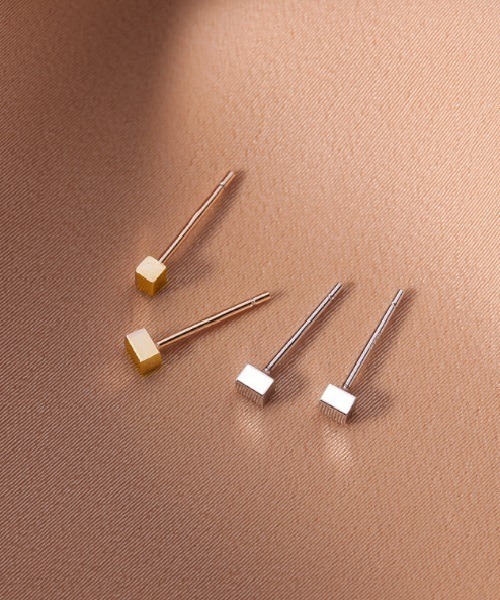 Ritomo De Ricco（リトモ・デ・リコ）の「オールシルバー925　スターリングシルバー　シンプルピアス（ピアス（両耳用）・レディース・A/B・SMALL）」の6枚目の写真