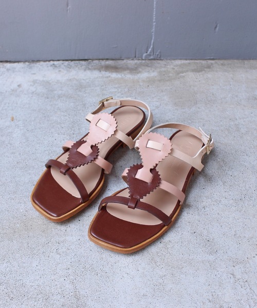 Uncut Bound（アンカットバウンド）の「ANNAISHA(アンナイシャ)  PATIN サンダル（サンダル・レディース・ブラック/ブラウン/ピンク・36/35）」の2枚目の写真