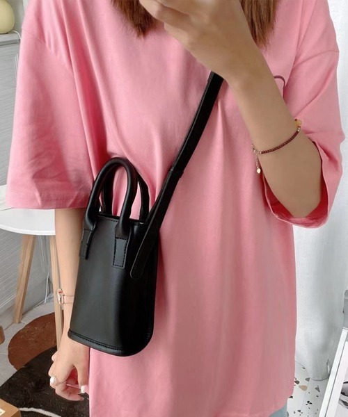 Fun & Daily（ファンアンドデイリー）の「F&D : マイクロショルダーバッグ（ショルダーバッグ・レディース・ホワイト/ブラック・FREE）」の9枚目の写真