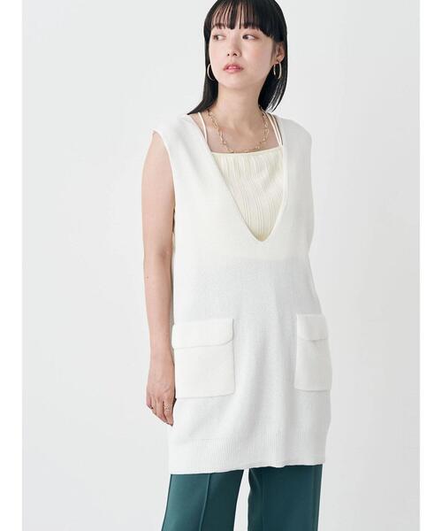 earth music&ecology（アースミュージックアンドエコロジー）の「深Vネックロングニットベスト（ベスト・レディース・オフホワイト/ダークネイビー/ダークグリーン・FREE）」の4枚目の写真