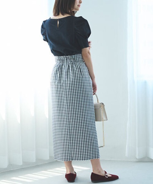 FREE'S MART（フリーズマート）の「【Sシリーズ対応】◆ギャザーディティールフロントスリットナロースカート（スカート・レディース・ホワイト系その他/ブラック/ブラウン系その他・X-SMALL/SMALL/MEDIUM）」の14枚目の写真