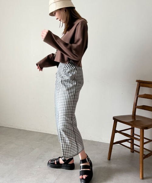 FREE'S MART（フリーズマート）の「【Sシリーズ対応】◆ギャザーディティールフロントスリットナロースカート（スカート・レディース・ホワイト系その他/ブラック/ブラウン系その他・X-SMALL/SMALL/MEDIUM）」の8枚目の写真