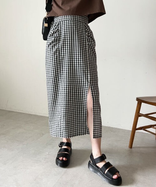 FREE'S MART（フリーズマート）の「【Sシリーズ対応】◆ギャザーディティールフロントスリットナロースカート（スカート・レディース・ホワイト系その他/ブラック/ブラウン系その他・X-SMALL/SMALL/MEDIUM）」の21枚目の写真