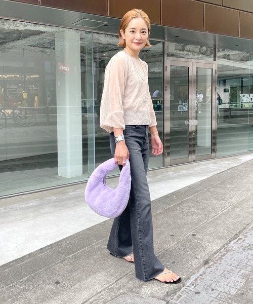 SHENERY（シーナリー）の「カットオフフレアデニムパンツ(Black)（デニムパンツ・レディース・ブラック・38/36）」の21枚目の写真