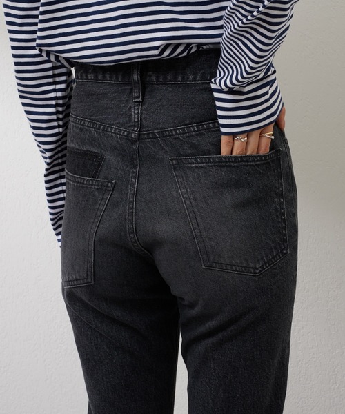 SHENERY（シーナリー）の「カットオフフレアデニムパンツ(Black)（デニムパンツ・レディース・ブラック・38/36）」の7枚目の写真