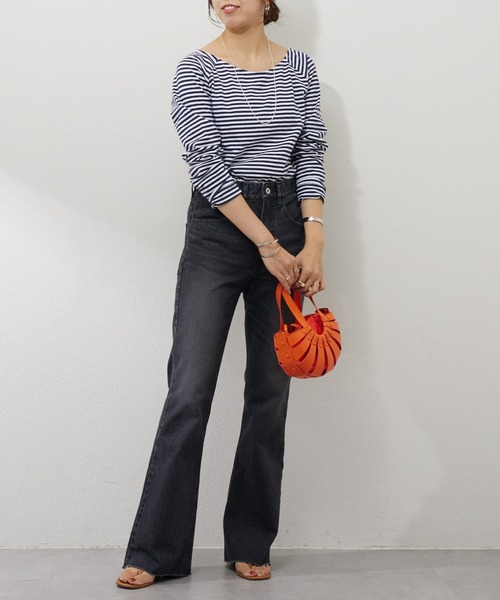 SHENERY（シーナリー）の「カットオフフレアデニムパンツ(Black)（デニムパンツ・レディース・ブラック・38/36）」の9枚目の写真