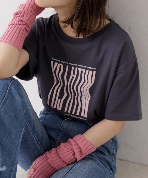 Kastane（カスタネ）の「WAVYロゴTee（Tシャツ/カットソー・レディース・チャコールグレー/オフホワイト/オレンジ/ブルー・FREE）」の2枚目の写真