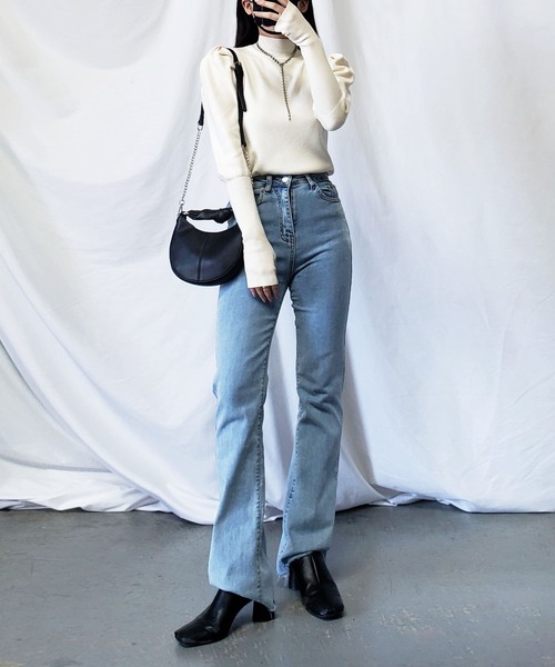 me+em select(ミームセレクト)の「ハイネックタックパフスリーブ指穴ニットトップス(ニット/セーター・レディース・ブラック/ベージュ/レッド・FREE)」の21枚目の写真