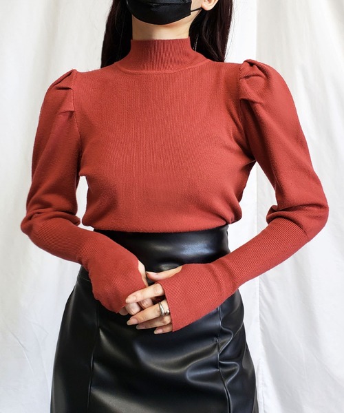 me+em select(ミームセレクト)の「ハイネックタックパフスリーブ指穴ニットトップス(ニット/セーター・レディース・ブラック/ベージュ/レッド・FREE)」の22枚目の写真