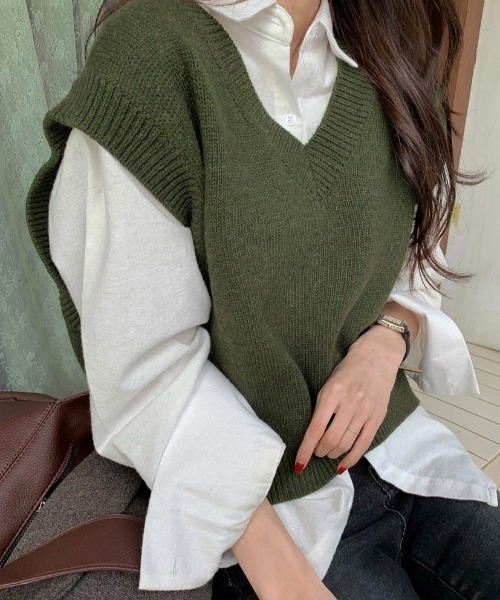 SEN TOKYO（セントーキョー）の「ウールタッチ Vネックニットベスト（ベスト・レディース・ネイビー/ブラウン/グリーン・FREE）」の2枚目の写真