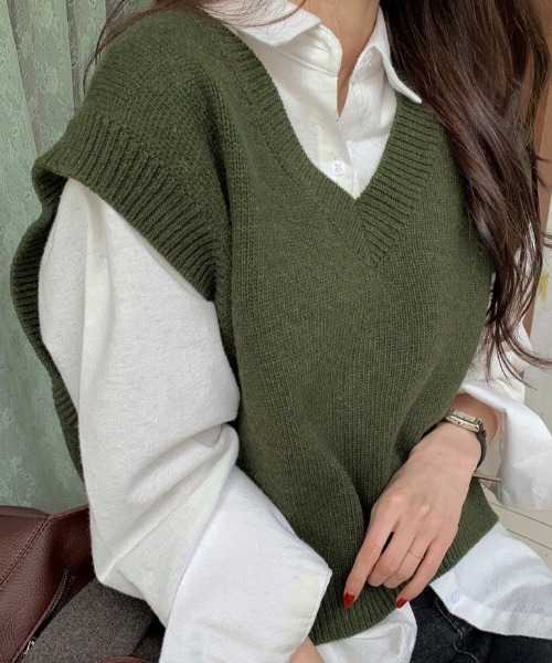 SEN TOKYO（セントーキョー）の「ウールタッチ Vネックニットベスト（ベスト・レディース・ネイビー/ブラウン/グリーン・FREE）」の14枚目の写真