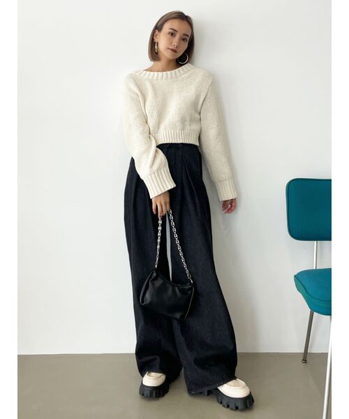 EMODA(エモダ)の「タックハイウエストルーズジーンズ(デニムパンツ・レディース・ライトブルー/ブラック・SMALL/MEDIUM)」の20枚目の写真