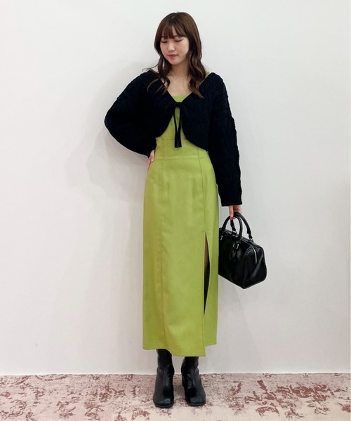 EPIMI E'PIMMY(エピミエピミー)の「ケーブルクロップドボレロカーデ(カーディガン/ボレロ・レディース・ベージュ/モカ/オフホワイト/ブラック・MEDIUM)」の9枚目の写真