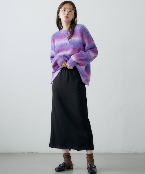 miclat（ミクラ）の「大きいサイズ　カットソロング丈ナロースカート　miclat（スカート・レディース・ブルー/ブラック/ボルドー/ピンク系/グリーン系・L/LL/3L/4L/5L）」の6枚目の写真