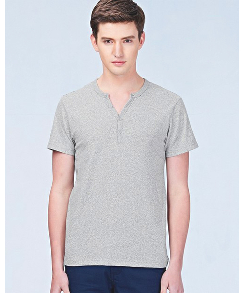 GIORDANO（ジョルダーノ）の「[GIORDANO]ﾍﾝﾘｰﾈｯｸ半袖Ｔシャツ（Tシャツ/カットソー・メンズ・ホワイト/ブラック/グレー/ブルー/ブルー系その他/インディゴブルー・MEDIUM/LARGE/SMALL/X-LARGE）」の4枚目の写真