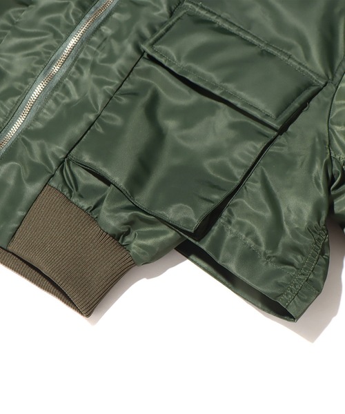 atmos pink(アトモスピンク)の「atmos pink デザインショート MA-1 / アトモスピンク デザインショート エムエーワン(MA-1・レディース・カーキ/ブラック・FREE)」の3枚目の写真