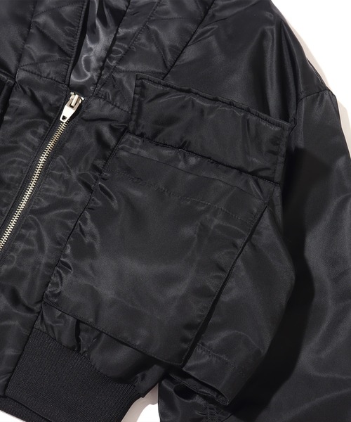 atmos pink(アトモスピンク)の「atmos pink デザインショート MA-1 / アトモスピンク デザインショート エムエーワン(MA-1・レディース・カーキ/ブラック・FREE)」の8枚目の写真