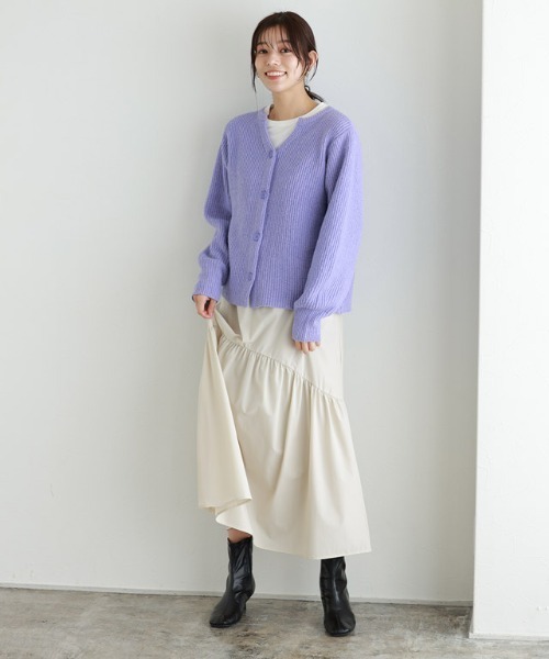 Pierrot(ピエロ)の「キーネックニットカーディガン(カーディガン/ボレロ・レディース・アイボリー/ラベンダー/ピンク・M/L)」の9枚目の写真