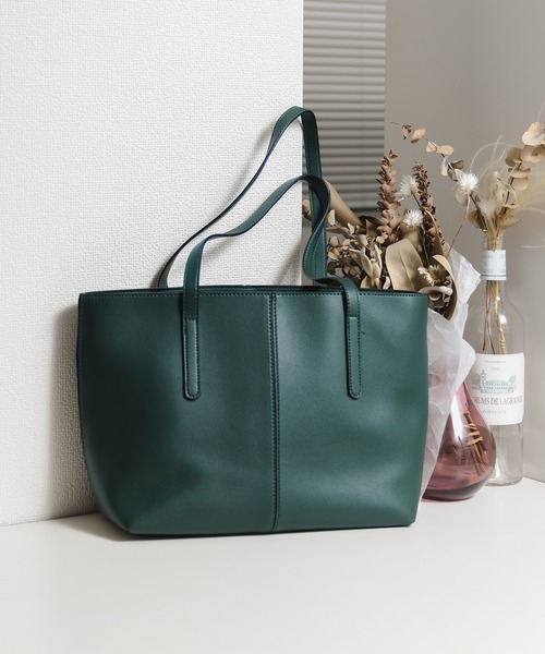 ファインダーズ・キーパーズ　オリーブグリーン トートバッグ CHARLES & KEITH Jump ジャンプ コントラストトリムトートバッグ