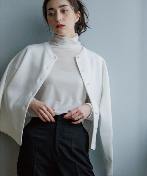 OPAQUE.CLIP（オペークドットクリップ）の「◆シアーハイネックカットソー（Tシャツ/カットソー・レディース・ブラック/ホワイト系/イエロー・36/40/38）」の4枚目の写真