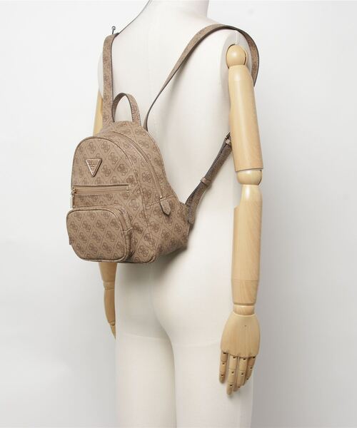 Guess(ゲス)の「ECO ELEMENTS Small Backpack(バックパック/リュック・レディース・ダークグレー/ベージュ・ONE SIZE)」の15枚目の写真