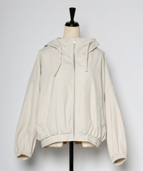 ミドルマウンテンパーカー