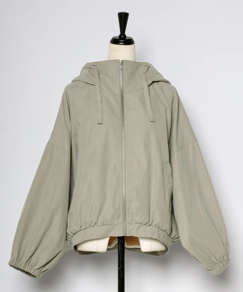 ミドルマウンテンパーカー