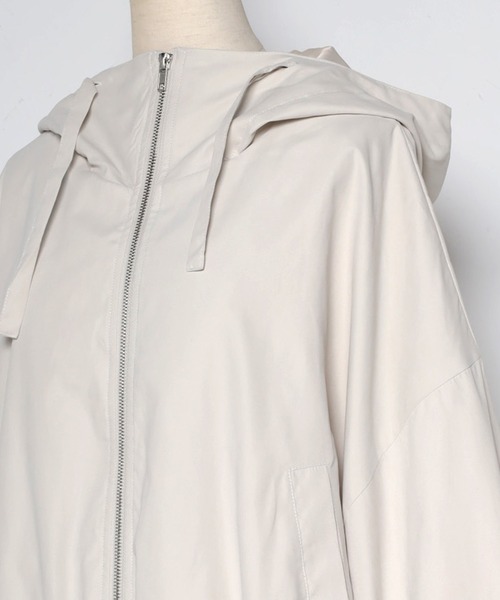 ミドルマウンテンパーカー