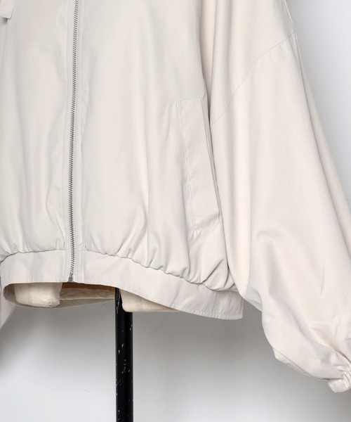 ミドルマウンテンパーカー