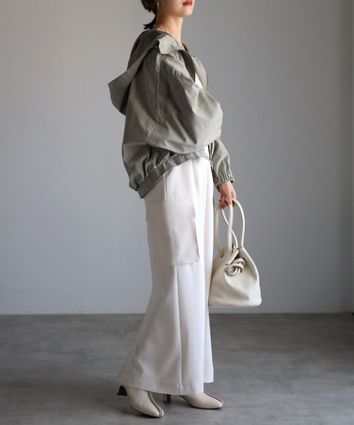 Bonjour Sagan（ボンジュールサガン）の「ピーチスキンショートマウンテンパーカー（マウンテンパーカー・レディース・アイボリー/ライトカーキ/ブラック・FREE）」の15枚目の写真