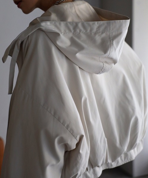 Bonjour Sagan（ボンジュールサガン）の「ピーチスキンショートマウンテンパーカー（マウンテンパーカー・レディース・アイボリー/ライトカーキ/ブラック・FREE）」の5枚目の写真