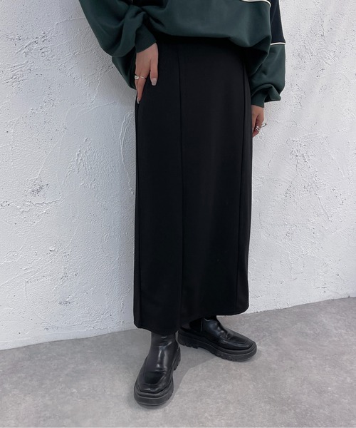 apres jour mignon（アプレジュールミニョン）の「ポンチスリットナロースカート【ZOZOTOWN限定アイテム】（スカート・レディース・ブラック/ブルー/オレンジ・X-LARGE/SMALL/MEDIUM）」の2枚目の写真