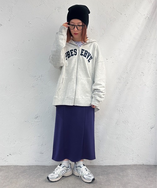 apres jour mignon（アプレジュールミニョン）の「ポンチスリットナロースカート【ZOZOTOWN限定アイテム】（スカート・レディース・ブラック/ブルー/オレンジ・X-LARGE/SMALL/MEDIUM）」の7枚目の写真