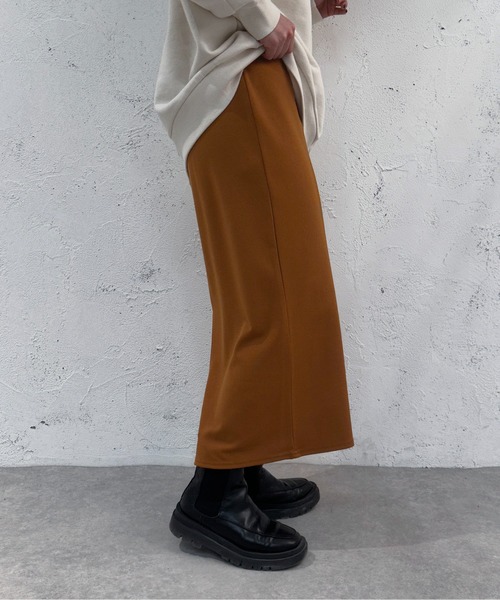 apres jour mignon（アプレジュールミニョン）の「ポンチスリットナロースカート【ZOZOTOWN限定アイテム】（スカート・レディース・ブラック/ブルー/オレンジ・X-LARGE/SMALL/MEDIUM）」の20枚目の写真