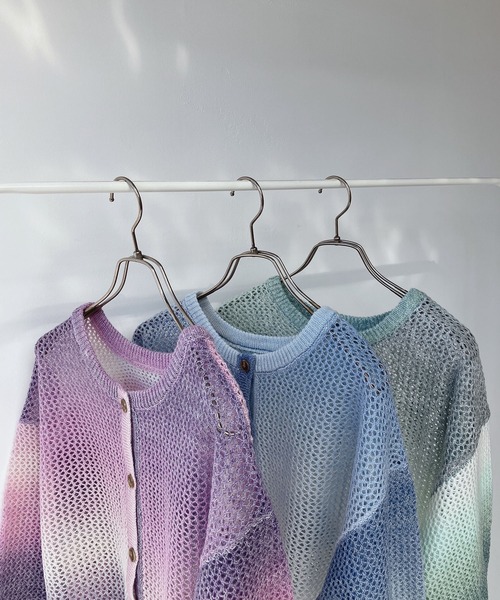 AS KNOW AS plus（アズノゥアズプラス）の「○前後2WAY グラデーション メッシュカーディガン（カーディガン/ボレロ・レディース・パープル/ブルー/グリーン・FREE）」の10枚目の写真