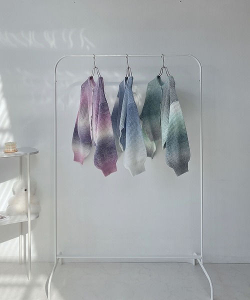 AS KNOW AS plus（アズノゥアズプラス）の「○前後2WAY グラデーション メッシュカーディガン（カーディガン/ボレロ・レディース・パープル/ブルー/グリーン・FREE）」の14枚目の写真