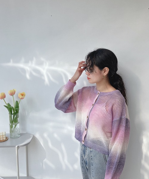 AS KNOW AS plus（アズノゥアズプラス）の「○前後2WAY グラデーション メッシュカーディガン（カーディガン/ボレロ・レディース・パープル/ブルー/グリーン・FREE）」の20枚目の写真