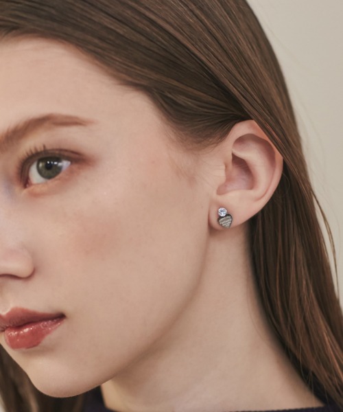 ciite' surgical stainless(シーテサージカルステンレス)の「【 金属アレルギー対応 】 ハートビジューピアス サージカルステンレス 316L(ピアス(両耳用)・レディース・シルバー/ゴールド・FREE)」の2枚目の写真