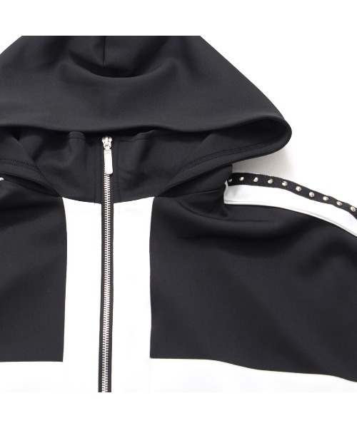 CIVARIZE（シヴァーライズ）の「『CIVARIZE/シヴァーライズ』フード付きスタッズライン切り替えトラックジャケット（パーカー・メンズ・ブラック×パープル/ブラック×ホワイト・FREE）」の17枚目の写真
